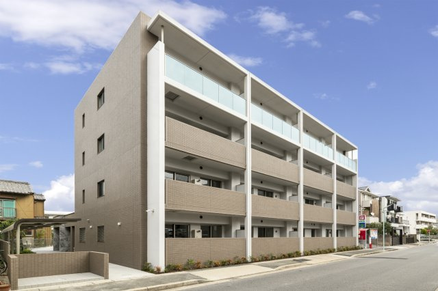 Ｇｌｏｓｓｙ ｌｉｆｅ　藤が丘