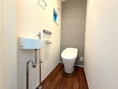 【トイレ】 | シンプルモダンなデザイナーズハウス／鶴見区汐入町