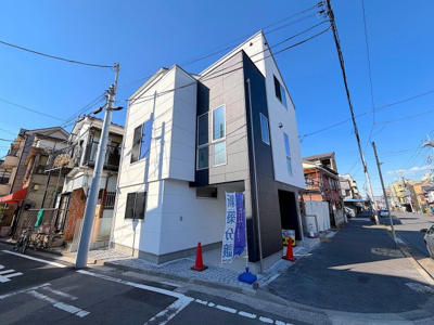 【外観】 | シンプルモダンなデザイナーズハウス／鶴見区汐入町