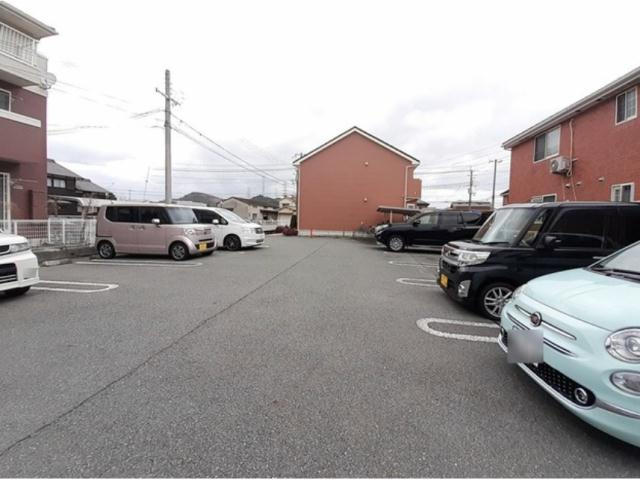 グレイスフルフィールドⅤの駐車場
