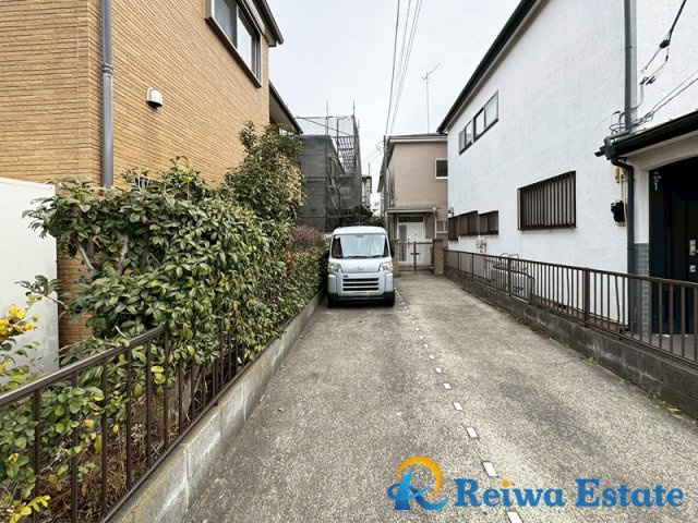 中古戸建　高座郡寒川町一之宮9丁目の前面道路含む現地写真