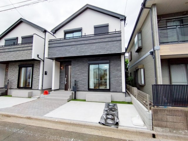 【外観】 | 練馬区南大泉1丁目　新築一戸建住宅　全2棟　(保谷店) | 自然に囲れた住宅街で始める新生活
