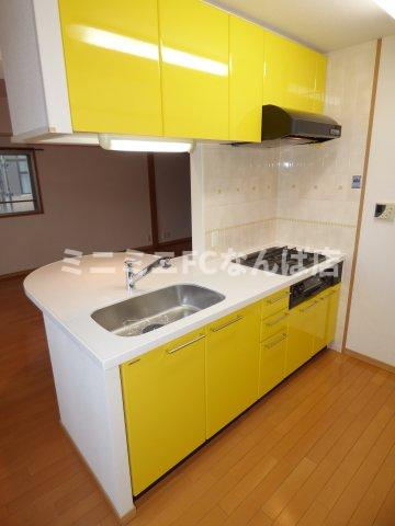 プレサンス本町リアルシティのキッチン