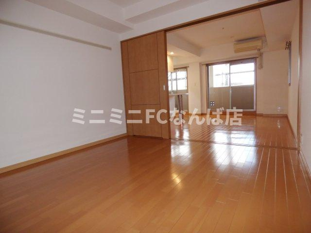 プレサンス本町リアルシティの寝室