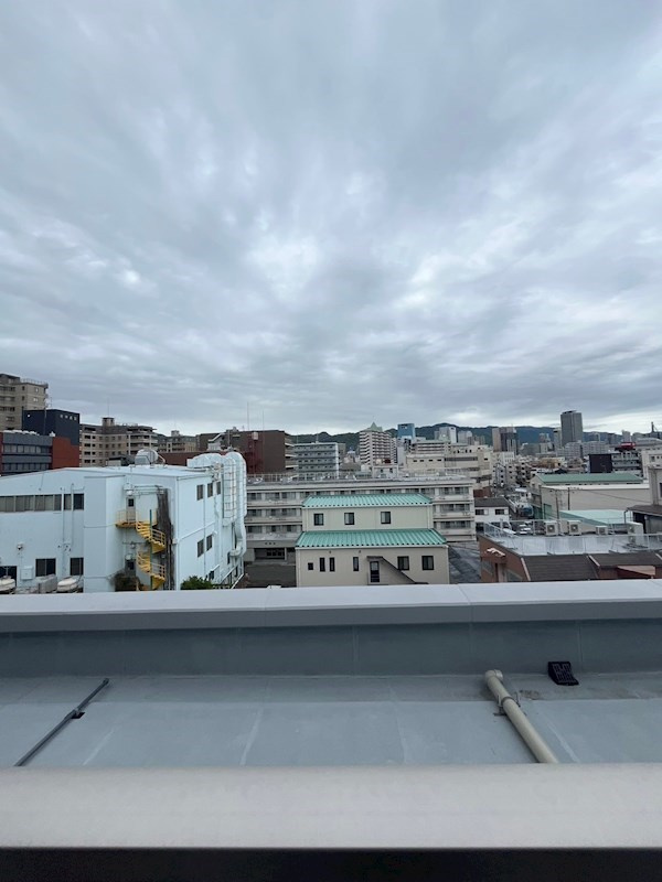 神戸市兵庫区鍛冶屋町１丁目の賃貸マンションの展望