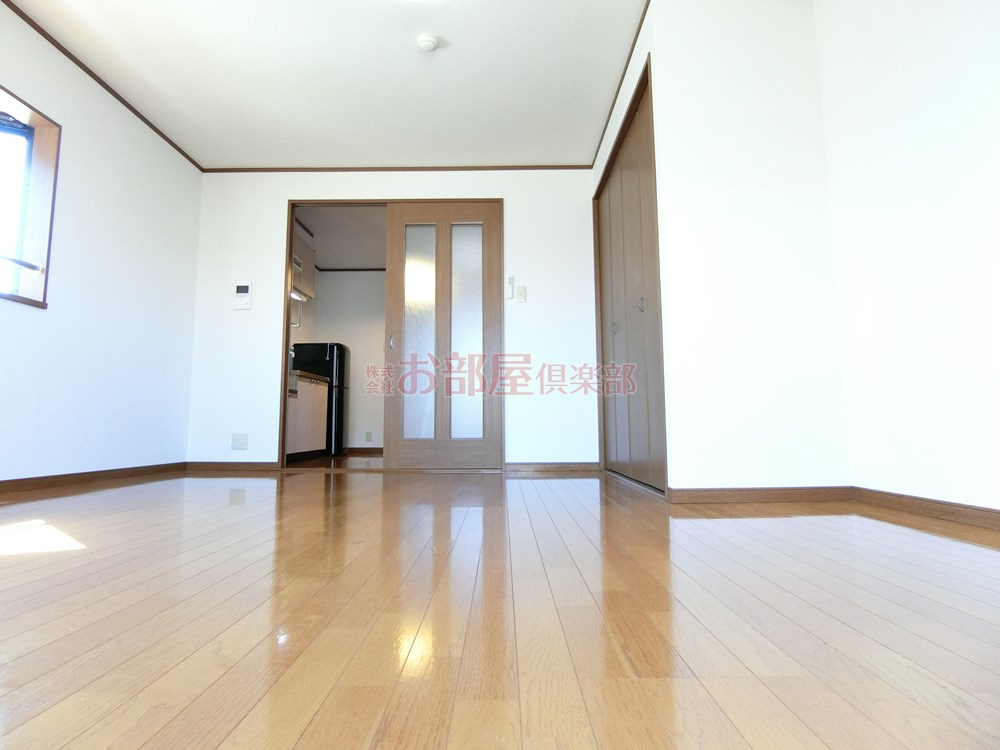 ベルセゾンの居間・リビング|ゆったりとした居間です