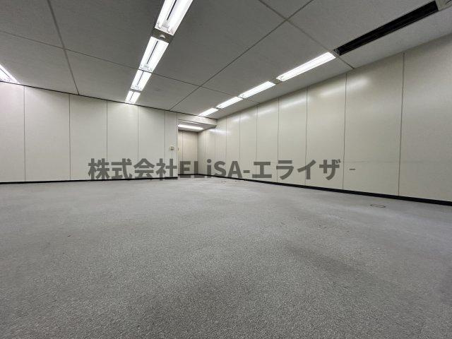 第２秋山ビルディング　１Fの内装