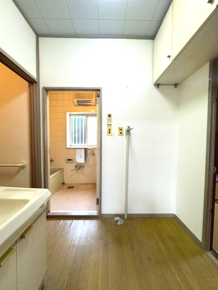 熊谷団地　テラスハウスの洗面所