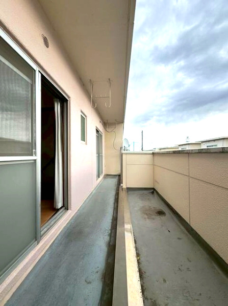 熊谷団地　テラスハウスのバルコニー