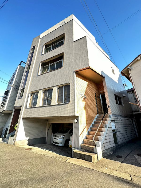 うえむらハイツの外観