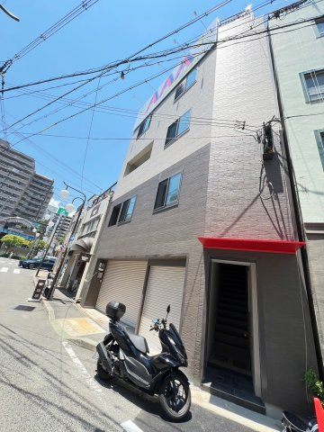 アーティスト神戸三ノ宮ビルの外観