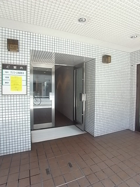 ＳＡＮＫＯラフィーネ三宮のエントランス