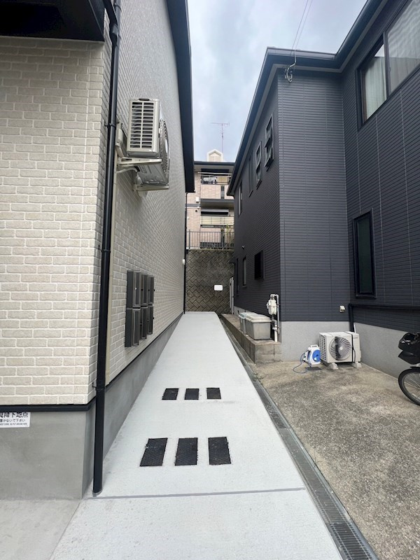ten tree神戸長田の外観