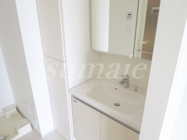 DIPS東十条駅前PREMIUMの洗面所|嬉しい独立洗面台ついてます☆