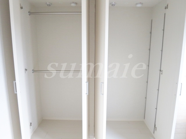 DIPS東十条駅前PREMIUMの収納|クローゼットです☆