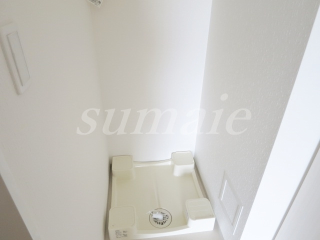 DIPS東十条駅前PREMIUMの設備|洗濯機置き場です☆