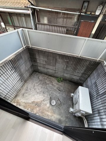 ウィスタリア神戸のバルコニー