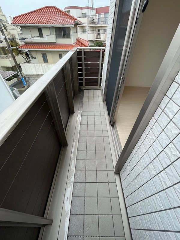 アクエルド野崎通のバルコニー