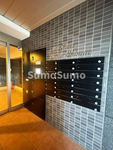 SDグランツ神戸駅前のロビー