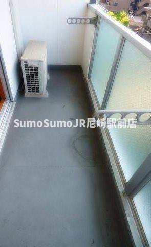 尼崎市開明町２丁目の賃貸マンションのバルコニー