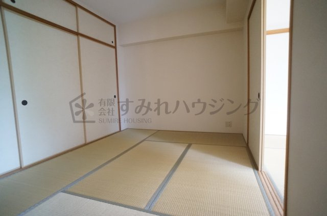 エスペーロ伊丹西の和室|参考、同建物・同間取りの号室