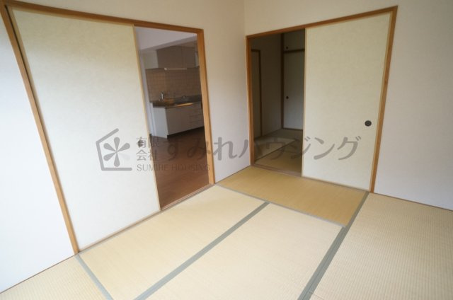 エスペーロ伊丹西の和室|参考、同建物・同間取りの号室