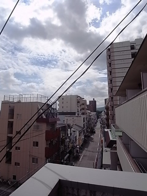 アダチイエムの展望
