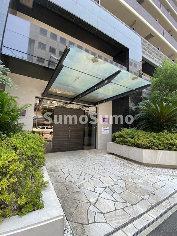 S-RESIDENCE神戸磯上通のエントランス