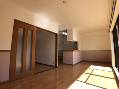 【居間・リビング】 | クレストサンケー【名古屋市賃貸・RC造】