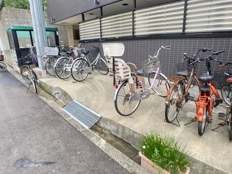 UresidenceUESHIOの外観