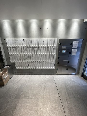 S-RESIDENCE谷町五丁目の駐車場|駐車スペースもあります