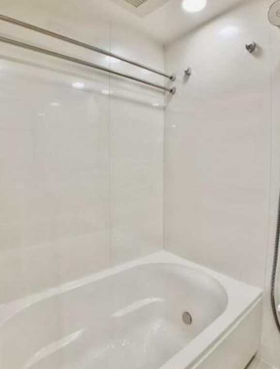 Brillia目黒大橋　築浅　分譲賃貸　床暖房の浴室