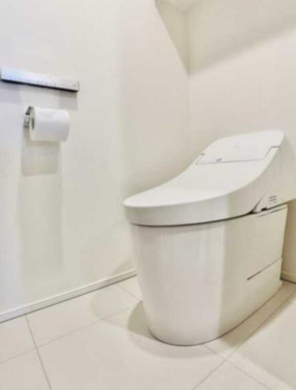 Brillia目黒大橋　築浅　分譲賃貸　床暖房のトイレ