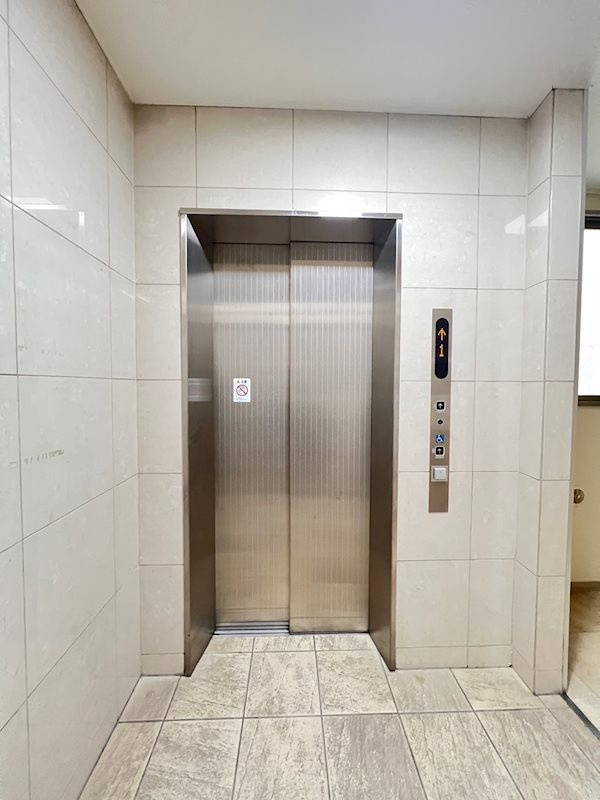 アーバネックス六甲道の外観