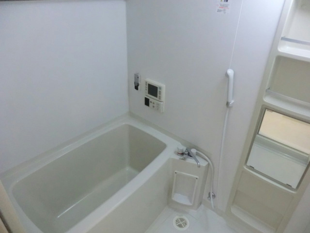 アーバネックス六甲道の浴室