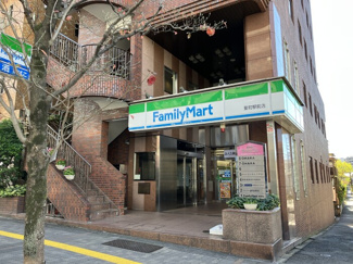  | ファミリーマート要町駅前店