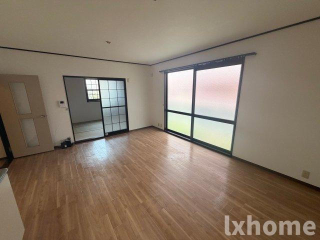 メゾン・ヴィータの居間・リビング