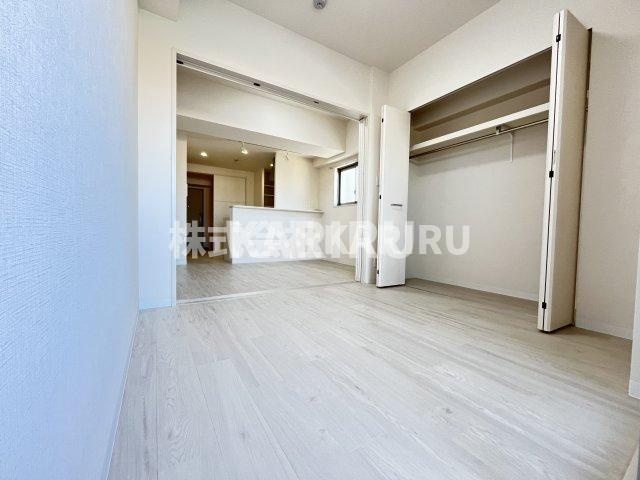 コーポラス京橋の洋室|ゆったりした洋室です