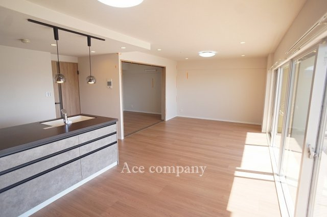 【居間・リビング】 | キャステージパーク4番街 | 【LDK：広々19.6帖！】