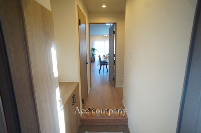 【玄関】 | 住吉ニューライフ | シンプルなシューズボックス付きです♪