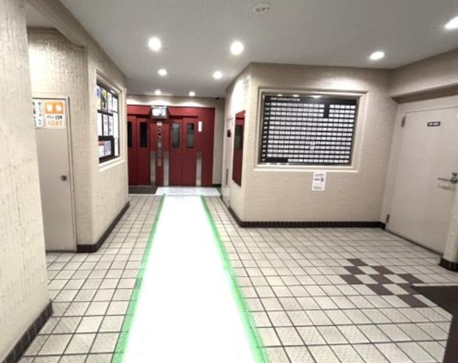 【ロビー】 | ネオコーポ桃谷 | エレベーター2基あります♪