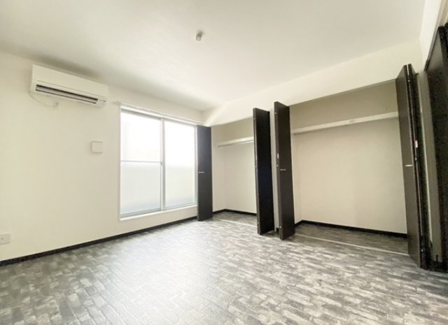 アベニール十三の居間・リビング