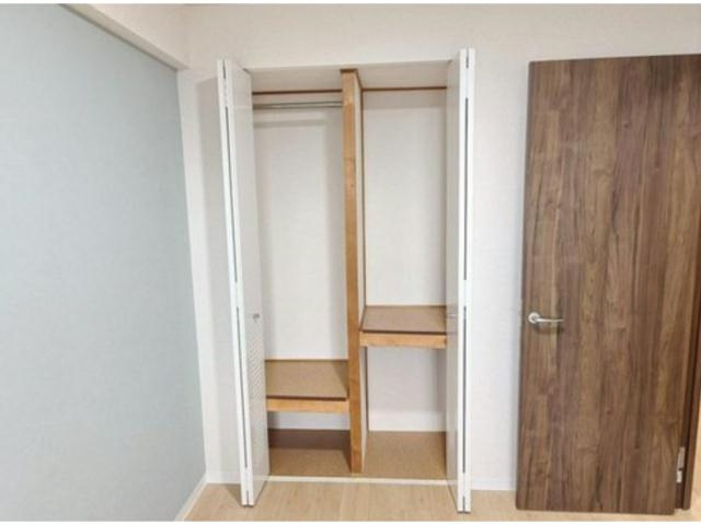 ネオハイツ姫路アメティ228の収納