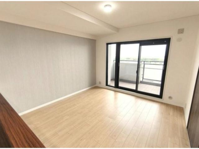 ネオハイツ姫路アメティ228の居間・リビング