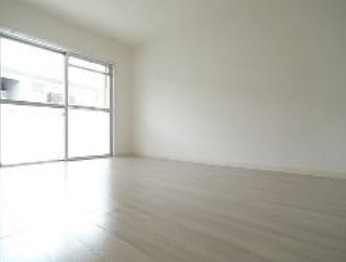 上高丸厚生年金住宅2号棟の居間・リビング