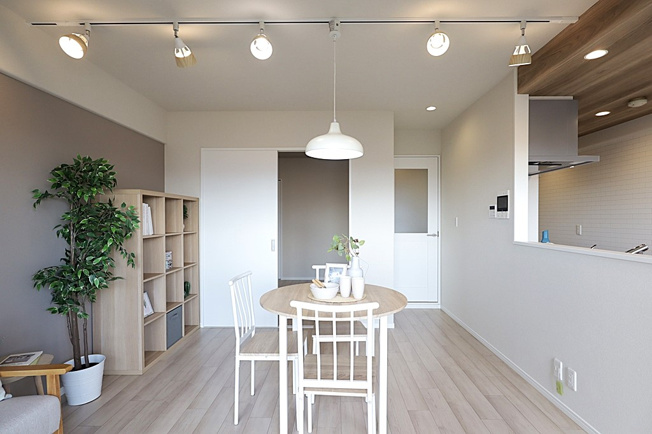 【居間・リビング】 | キャステージパーク1番街 | 【LDK：約14.4帖】