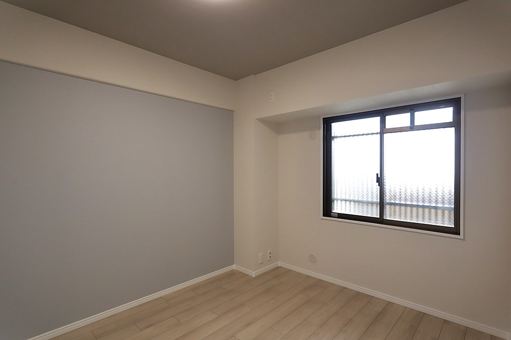 【寝室】の画像