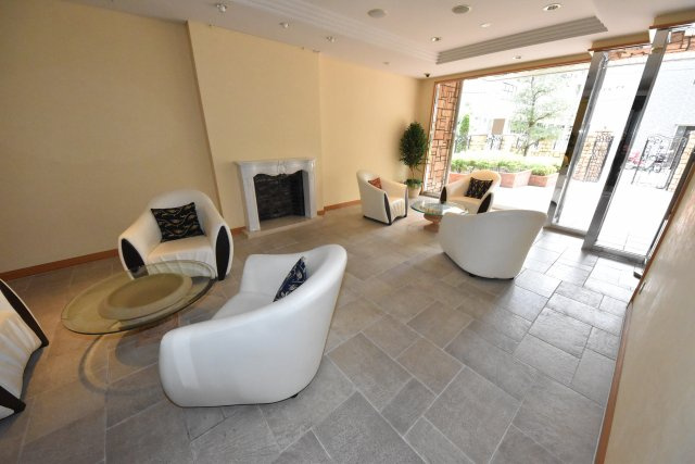 アーバネックス西長堀のエントランス