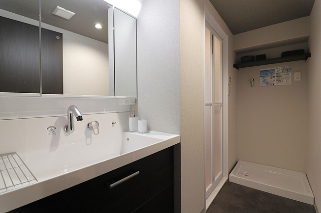 【独立洗面台】 | 大阪城公園グリーンマンション | 洗面台新調☆汚れ落ちUP！ファインバブル搭載の洗濯水栓新調です☆