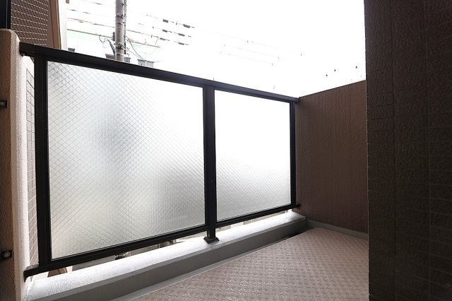 【バルコニー】 | 大阪城公園グリーンマンション | 北東側のバルコニーです☆